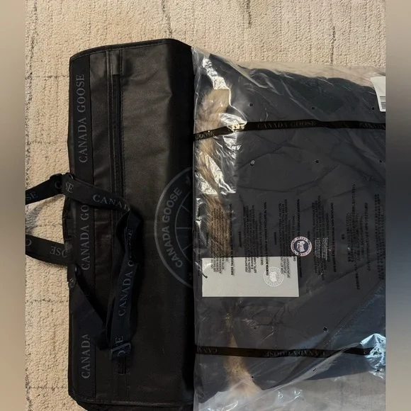 Canada Goose Rosemont Parka Size S  Brand New, Full Set winter jacket with fur - Picture 2 of 11